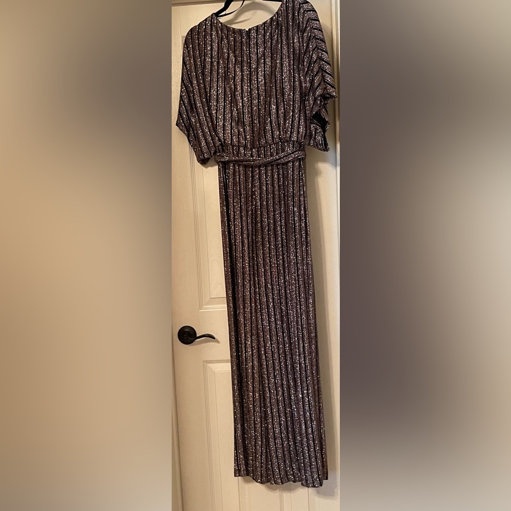 Jessica Howard Black and Gold Jumpsuit with tie belt